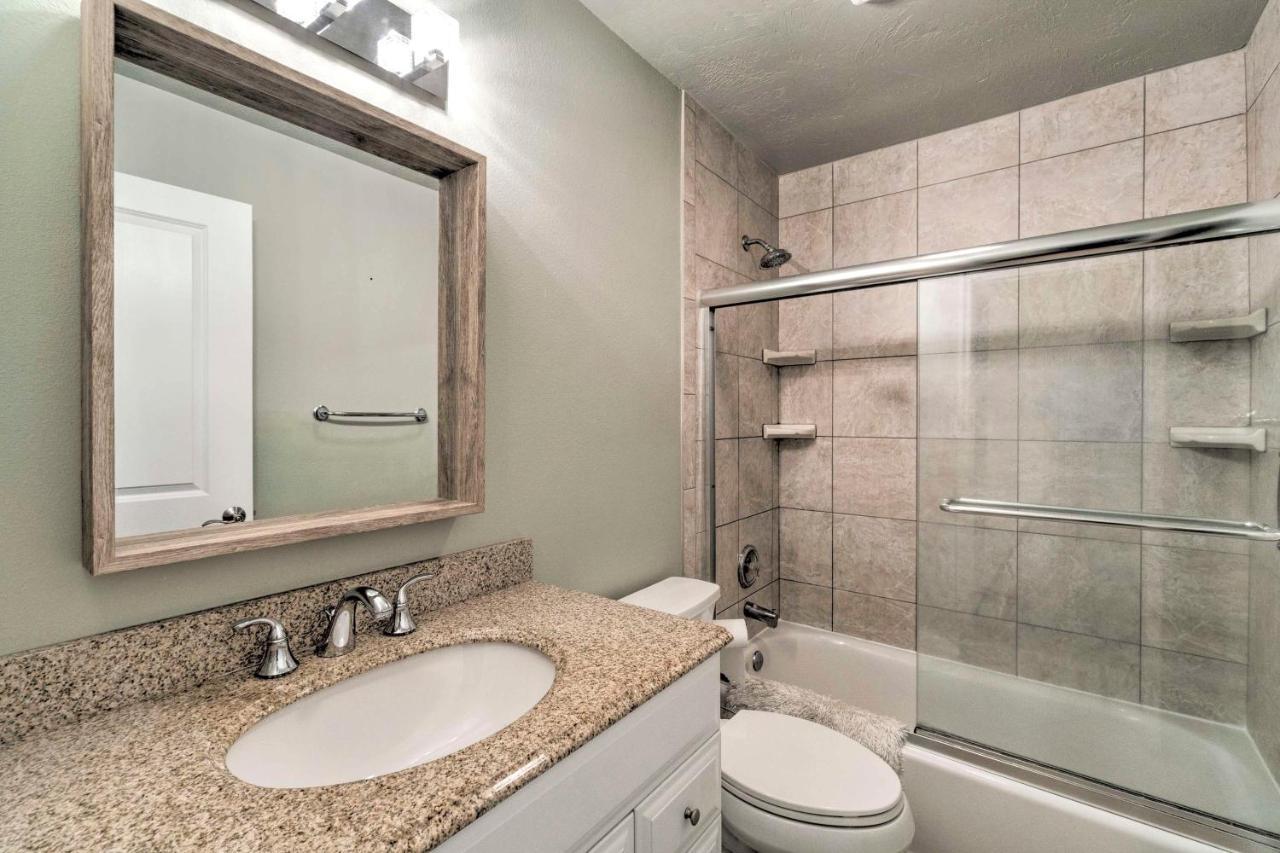 Bright Sarasota Bungalow - 5 Mi To Siesta Beach! Bagian luar foto