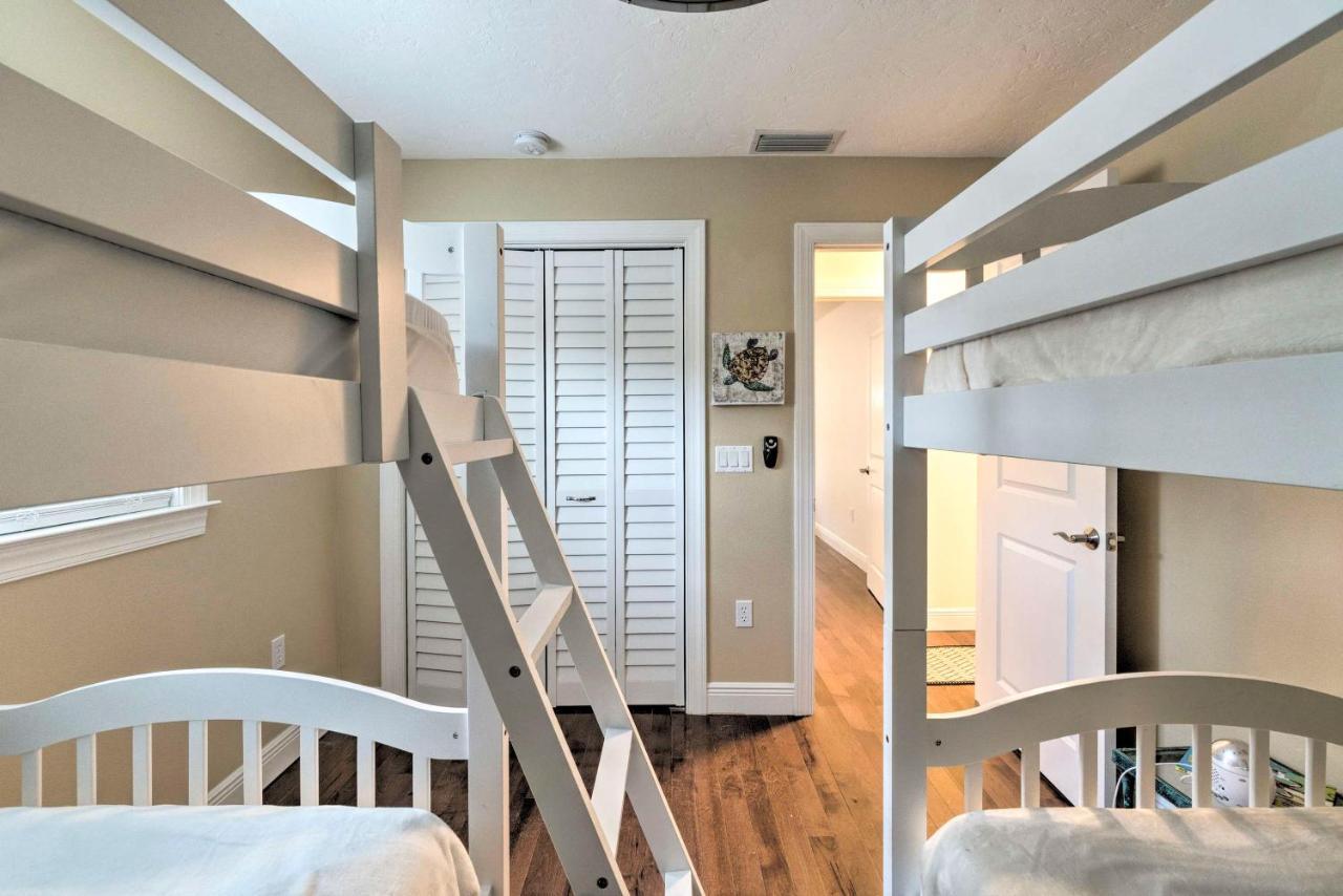 Bright Sarasota Bungalow - 5 Mi To Siesta Beach! Bagian luar foto